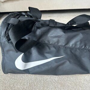 Nike Brasilia Training Duffel Bag Small 41L